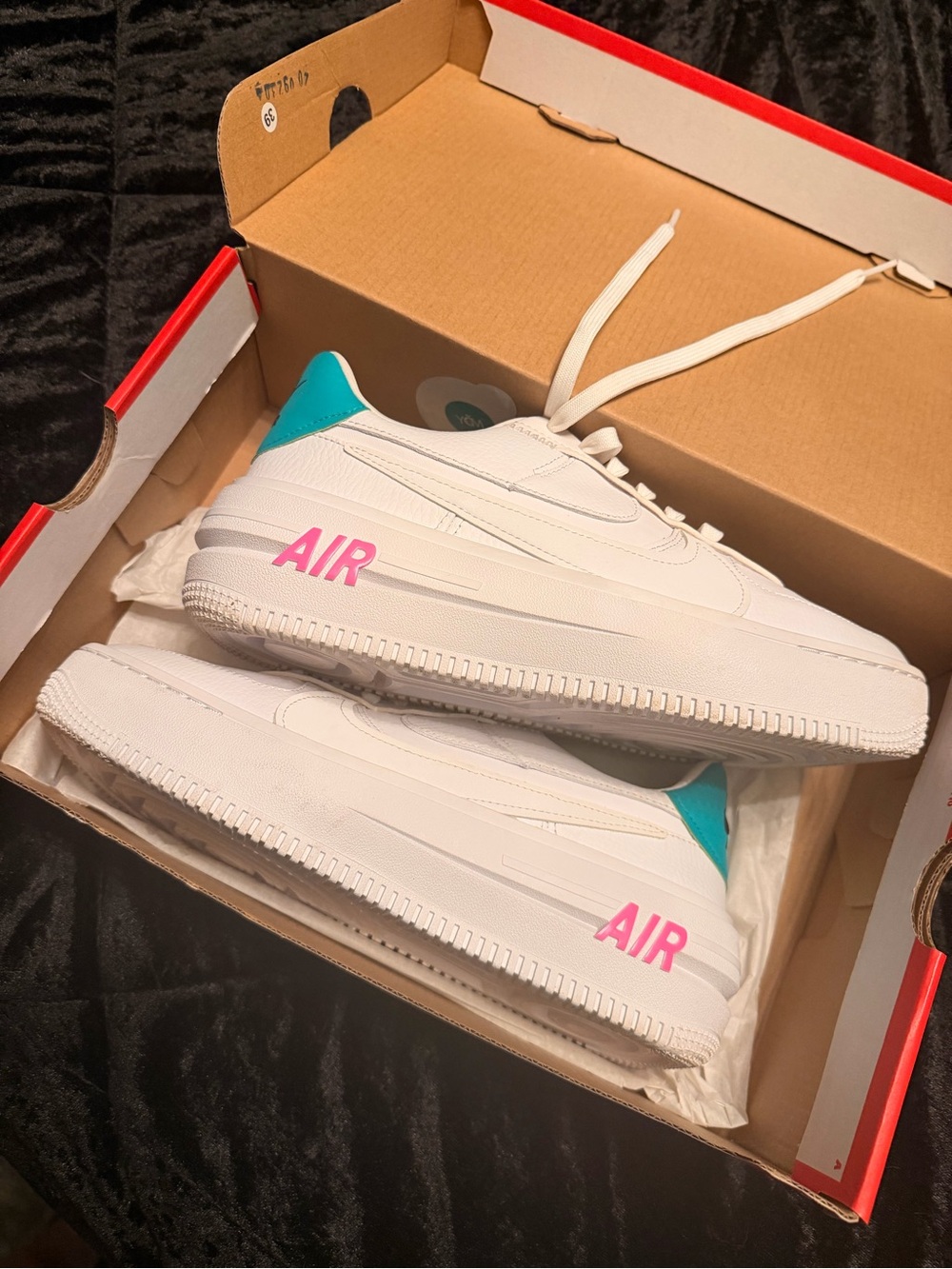 Nike Air Force 1